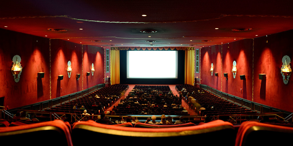 New york cinema. Ziegfeld Theatre New York. Ziegfeld Theatre Premiere. Кинотеатр в Нью-Йорке. Movie Premiere.