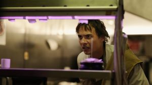 Рецензия «Еж»: общество как пропасть