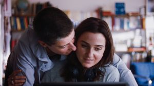 Рецензия ‘Джулиан’: интимный портрет двадцатидвухлетней настоящей любви