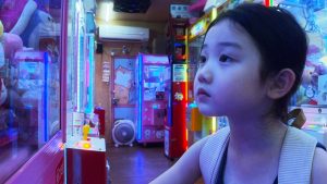 Рецензия на «Девочку-левшу»: жемчужина о (выжившей) жизни на пульсирующем ночном рынке Тайбэя